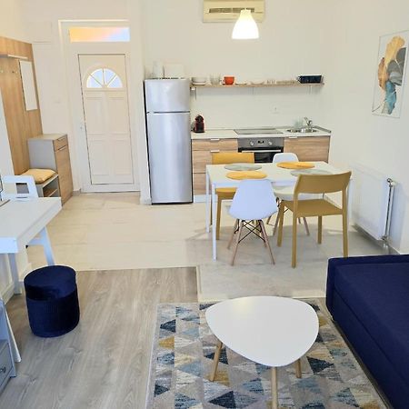 Arnyas Apartmanhaz بالاتوليلّي المظهر الخارجي الصورة